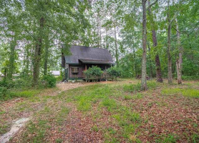 Property at 2332 New Lake Dr, Columbia, SC 29210, 2 beds, 1 bath