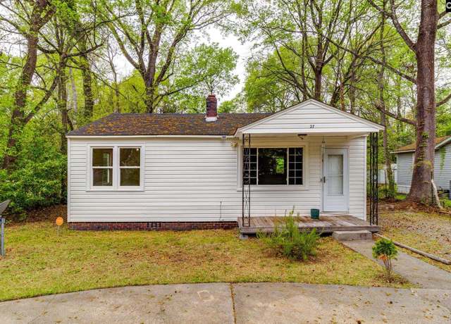 Property at 27 Rose Dr, Columbia, SC 29205-4535, 3 beds, 1 bath