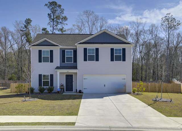 Property at 123 Carriagebrook Cir, Camden, SC 29020, 4 beds, 2.5 baths