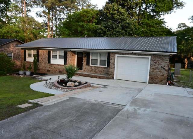 Property at 416 Stirlington Rd, Irmo, SC 29212, 3 beds, 2 baths
