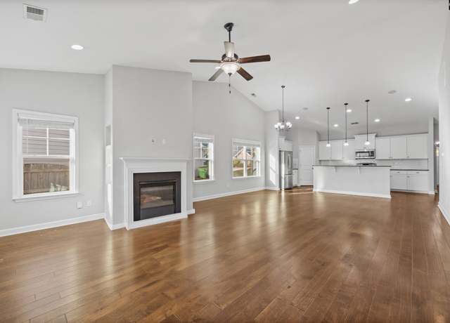 Property at 1222 Portrait Hill Dr, Chapin, SC 29036, 3 beds, 2 baths