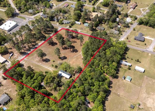 Property at 39 Gantt St, Wagener, SC 29164, 3 beds, 2 baths