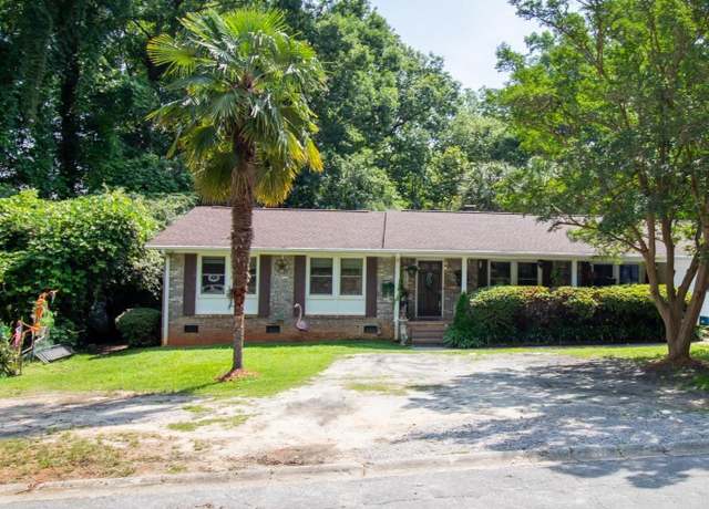 Property at 1020 Natchez Trl, West Columbia, SC 29169, 3 beds, 3 baths