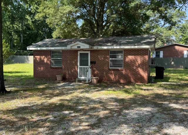 Property at 3041 Glenn St, Newberry, SC 29108