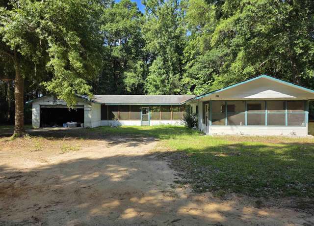 Property at 440 4th St, Santee, SC 29142-8824, 3 beds, 1 bath