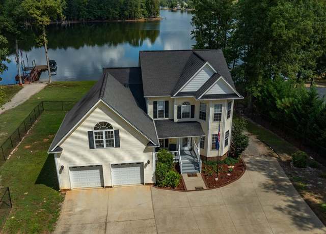 Property at 1151 Dogwood Shrs, Batesburg, SC 29006, 4 beds, 2.5 baths