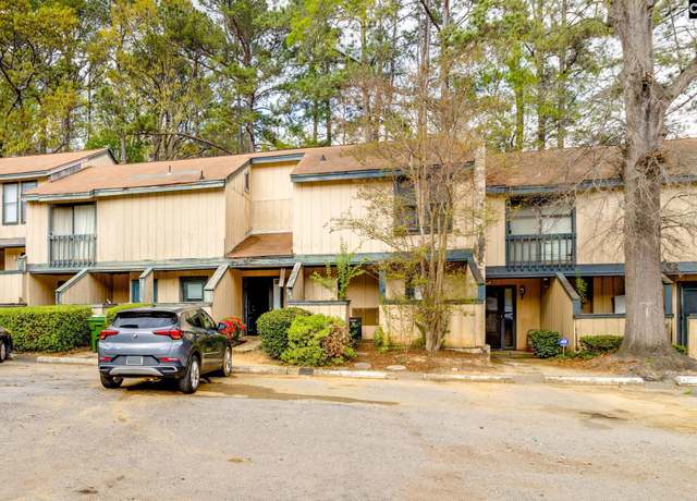 Property at 385 Hickory Hill Dr, Columbia, SC 29210, 3 beds, 1.5 baths
