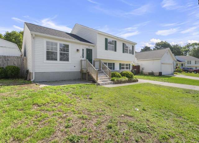 Property at 309 Pebble Creek Ct, West Columbia, SC 29170, 5 beds, 3 baths