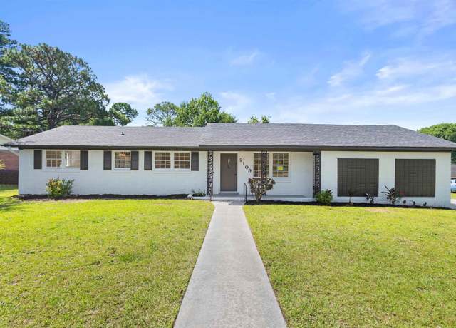 Property at 2109 Sheffield Ln, Cayce, SC 29033, 3 beds, 2 baths
