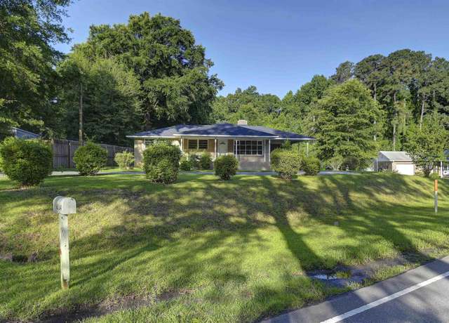Property at 614 Piney Woods Rd, Columbia, SC 29210, 3 beds, 2 baths