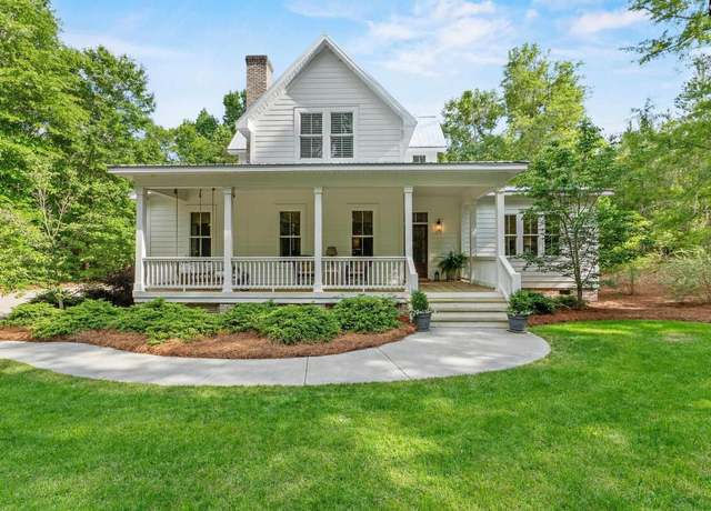 Property at 1604 Malvern Hill Dr, Camden, SC 29020, 4 beds, 2.5 baths