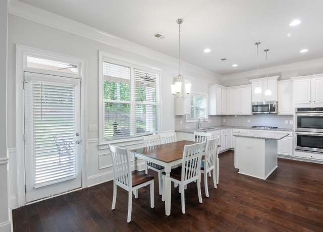 Property at 1113 Coogler Crossing Dr, Blythewood, SC 29016, 4 beds, 2.5 baths