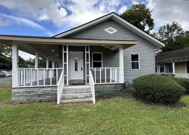 Property at 3610 Phillips St, Columbia, SC 29203, 2 beds, 2 baths