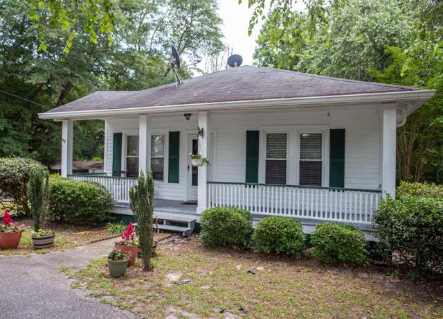 Property at 616 Mcrae Rd, Camden, SC 29020, 3 beds, 2 baths