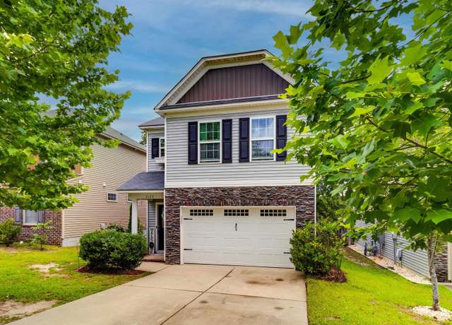 Property at 1123 Triple Crown Ct, Elgin, SC 29045, 3 beds, 2.5 baths