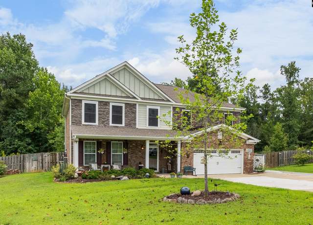 Property at 248 Hackamore Ln, Camden, SC 29020, 5 beds, 3 baths