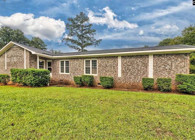 Property at 200 Zephyr St, Columbia, SC 29212, 3 beds, 2 baths