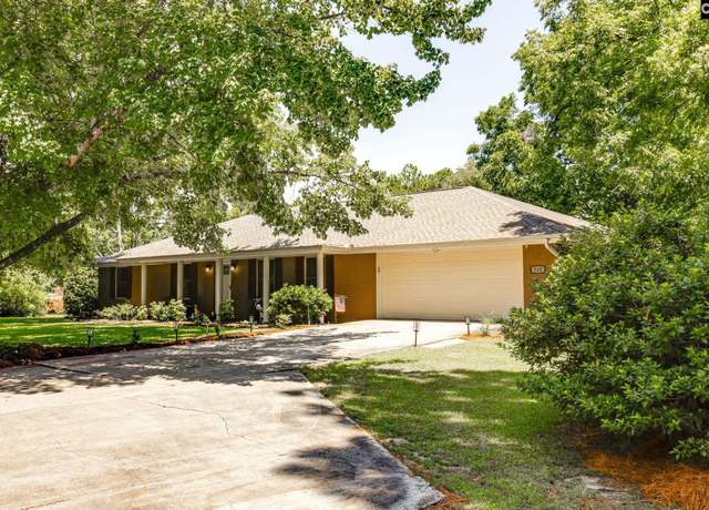 Property at 715 Smith Pond Rd, Lexington, SC 29072, 3 beds, 3 baths
