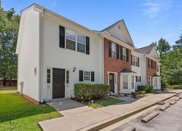 Property at 440 Cami Forest Ln, Columbia, SC 29209, 2 beds, 2.5 baths