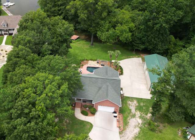 Property at 112 Lakeside Rd, Chapin, SC 29036, 5 beds, 4 baths