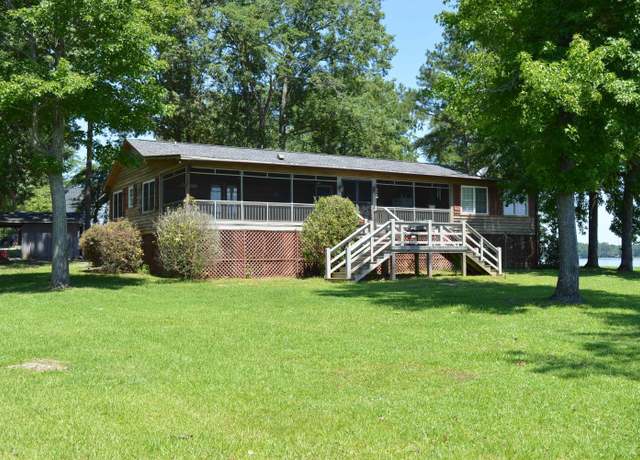 Property at 1638 Blackgum Ln, Ridgeway, SC 29130, 4 beds, 2.5 baths