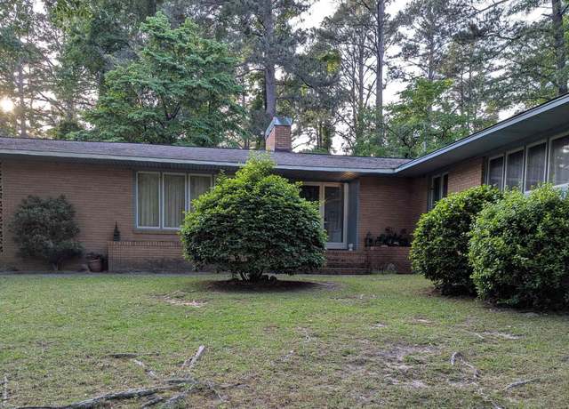 Property at 2008 N Brailsford Rd, Camden, SC 29020, 4 beds, 2 baths