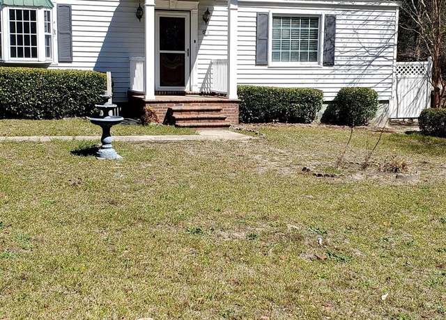 Property at 6810 Satchelford Rd, Columbia, SC 29206, 3 beds, 2 baths