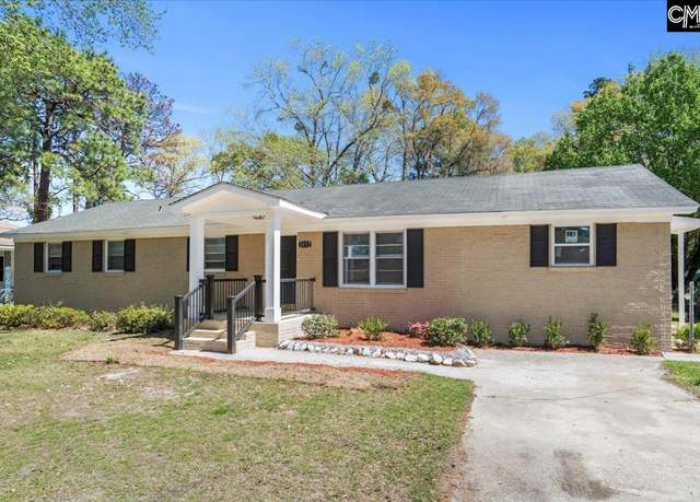 Property at 1117 W Brookegreen Dr, Florence, SC 29501, 5 beds, 3 baths