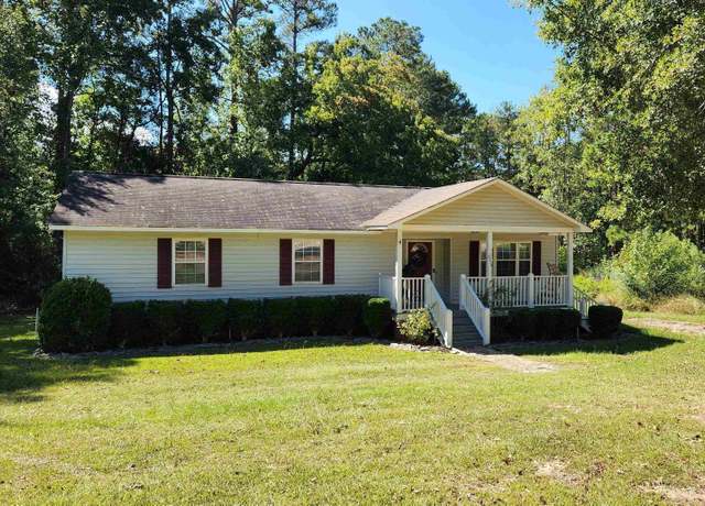 Property at 2215 Old Cherokee Rd, Lexington, SC 29072, 3 beds, 2 baths