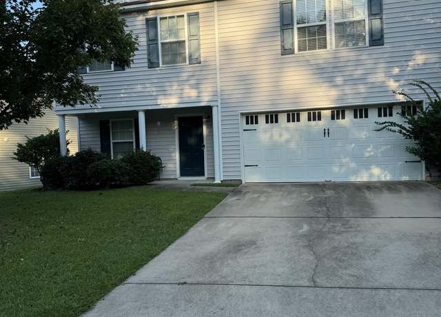 Property at 575 Silver Spoon Ln, Elgin, SC 29045, 4 beds, 2.5 baths