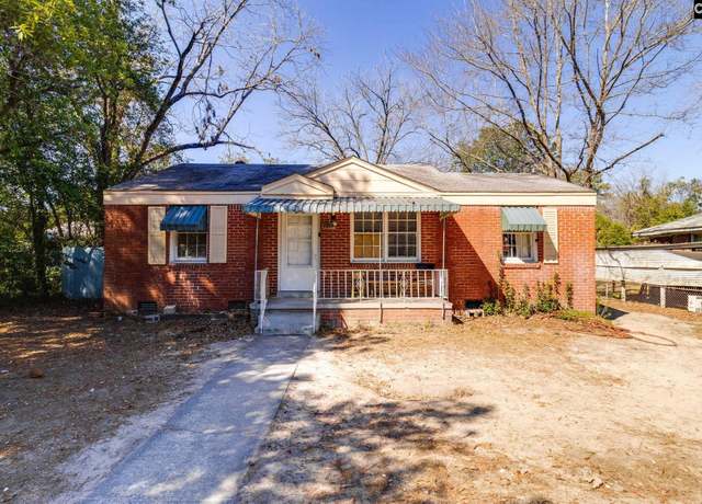 Property at 1212 Summerland Dr, Cayce, SC 29033, 3 beds, 1 bath