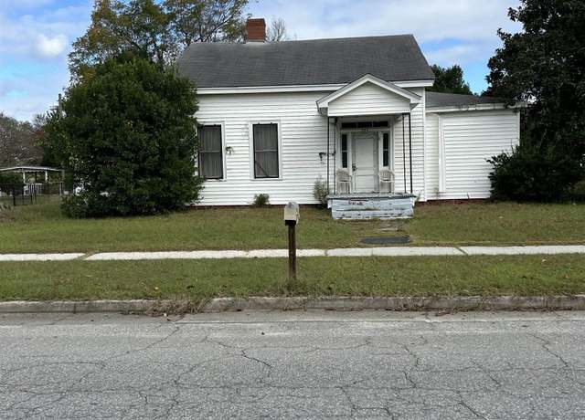 Property at 222 Main St, Leesville, SC 29070, 3 beds, 2 baths