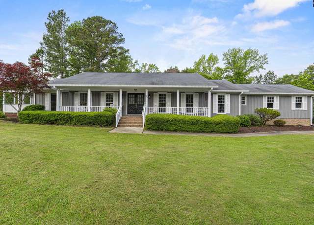 Property at 114 Stevens Cir, Camden, SC 29020-4812, 3 beds, 2.5 baths