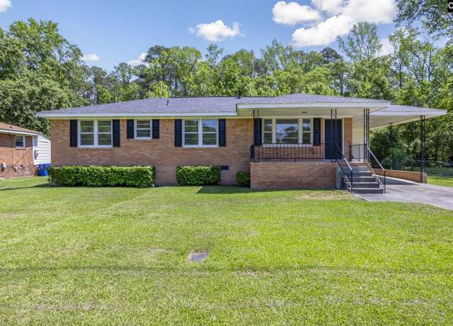 Property at 839 Easter St #17, Columbia, SC 29203, 4 beds, 1.5 baths