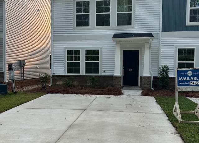 Property at 817 Coburg Ln, Lexington, SC 29073, 3 beds, 2.5 baths