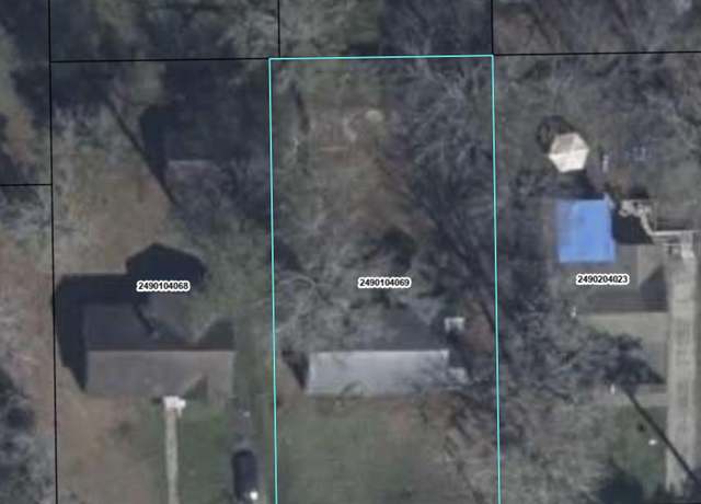 Property at 411 Robney Dr, Sumter, SC 29150, 2 beds, 1 bath