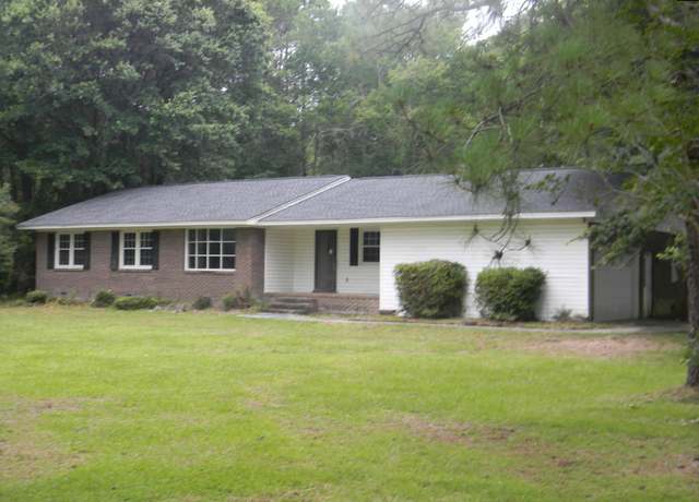 Property at 1064 Heritage Rd, Loris, SC 29569-5009, 3 beds, 1.5 baths