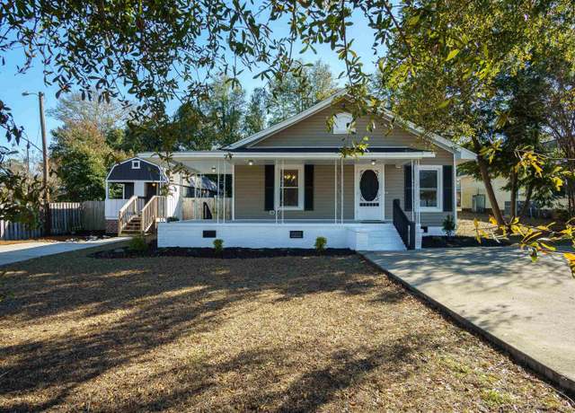 Property at 921 Center St, West Columbia, SC 29169-6768, 4 beds, 3 baths