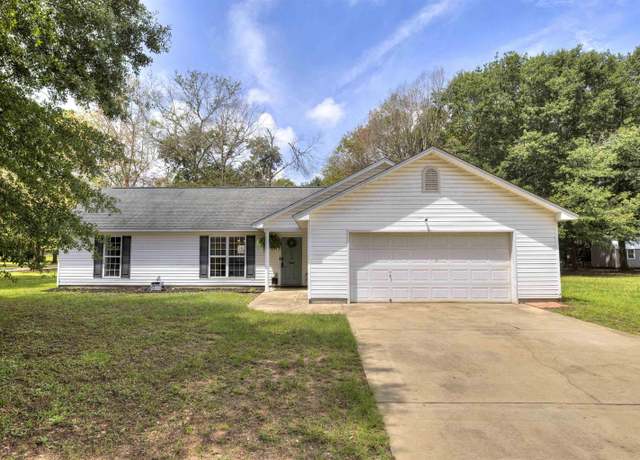Property at 1240 Monterey Dr, Sumter, SC 29154, 3 beds, 2 baths
