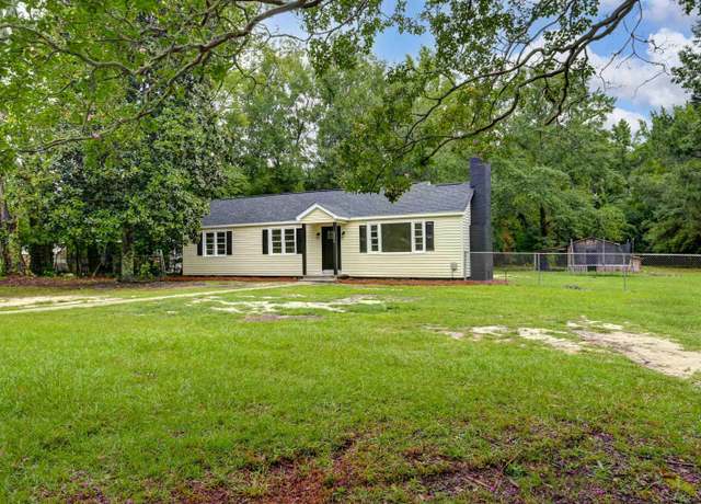 Property at 2004 Dew Ave, West Columbia, SC 29169, 3 beds, 2 baths