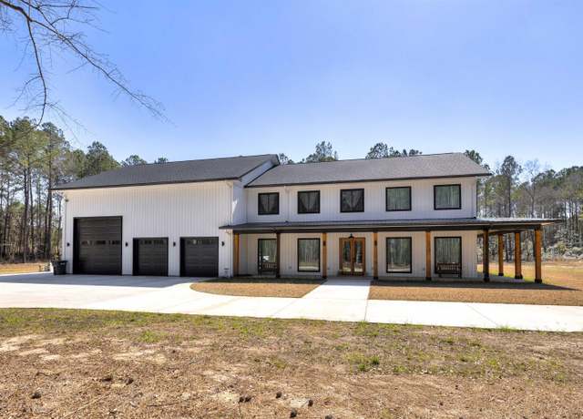 Property at 635 Maplecreek Dr, Sumter, SC 29150, 4 beds, 3 baths