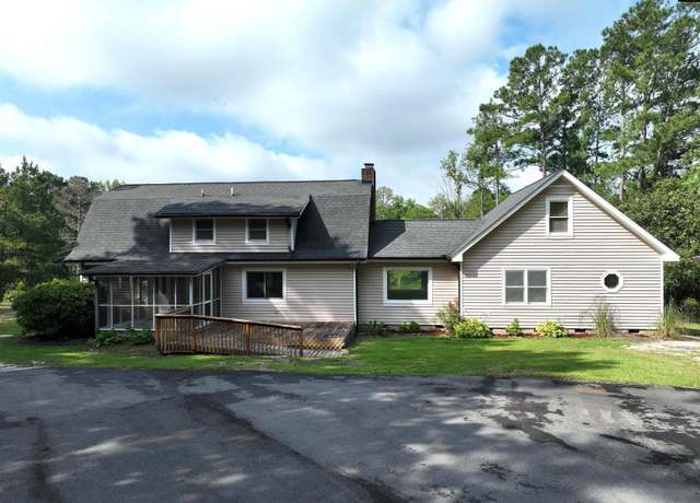 Property at 1045 Oscar Price Rd, Lexington, SC 29072, 3 beds, 2.5 baths