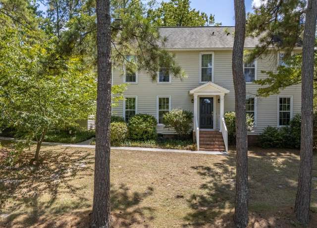 Property at 4 Bee Ridge Cir, Columbia, SC 29223, 4 beds, 2.5 baths