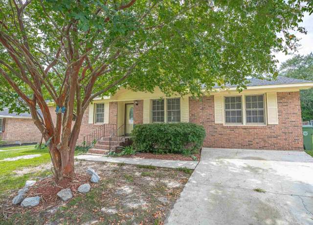 Property at 328 Gatlin Dr, Hopkins, SC 29061, 3 beds, 1.5 baths