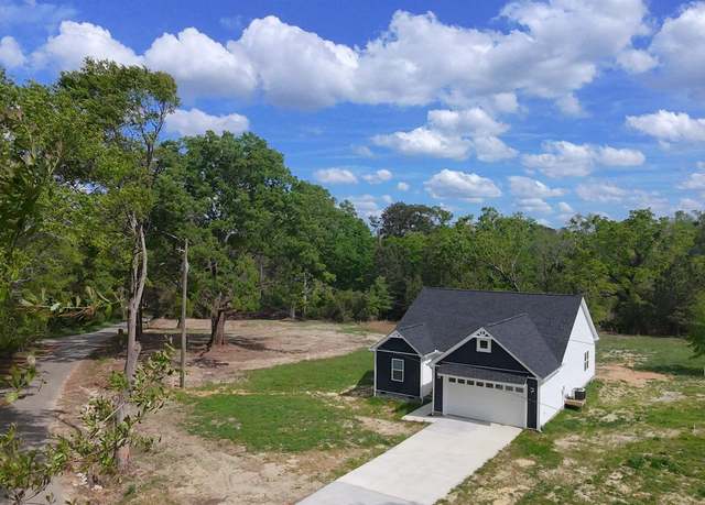 Property at 540 Ruby St, Batesburg, SC 29006, 3 beds, 2 baths