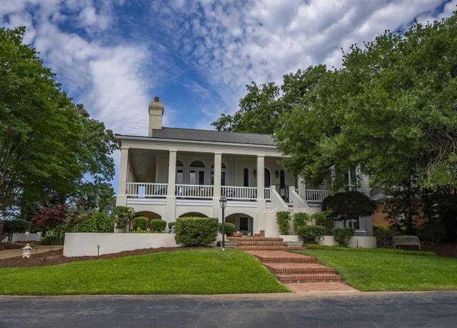 Property at 318 Lands End Dr, Chapin, SC 29036-8487, 3 beds, 3.5 baths