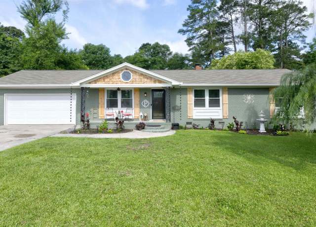 Property at 137 Idlewood Cir, West Columbia, SC 29170, 3 beds, 2 baths