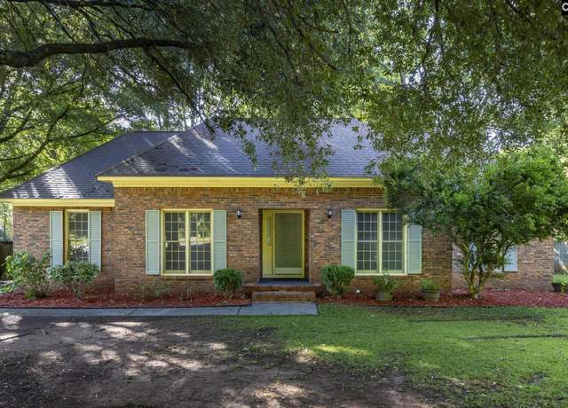 Property at 105 Thornhill Rd, Columbia, SC 29212, 3 beds, 2 baths