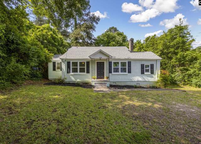 Property at 436 Pineneedle Rd, Columbia, SC 29203, 3 beds, 2 baths