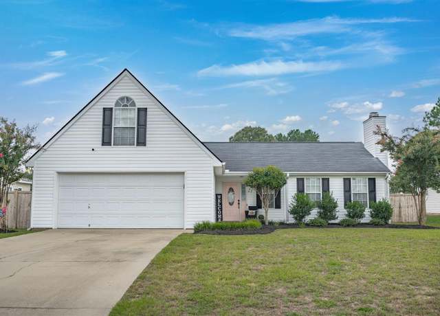 Property at 21 Smokewood Dr, Elgin, SC 29045, 4 beds, 2 baths